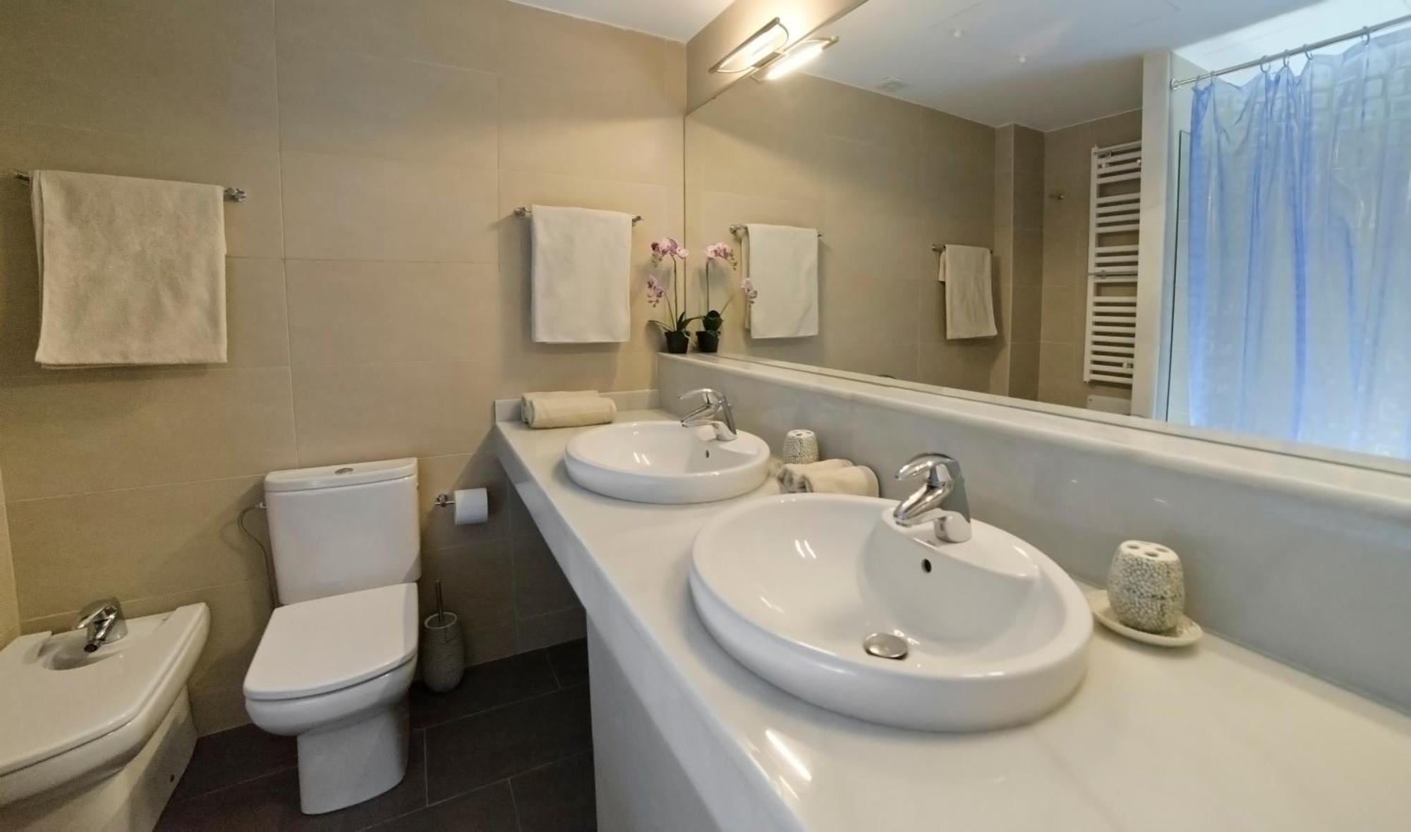 Апартаменты Duplex Moderno 3 Hab Parking, Vistas Al Mar Y Terraza Сиджес Экстерьер фото
